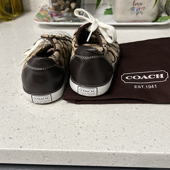 Coach Barrett Sneakers - Size 6.5 (Never worn) - Picture 3 of 6